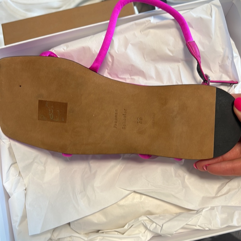 Pink sandals - Picture 11 of 12